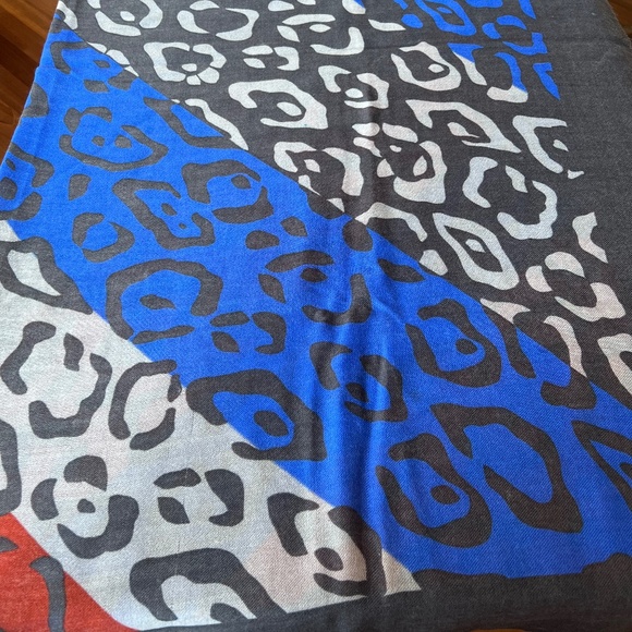 Cheetah Print Scarf NBW - Picture 1 of 2